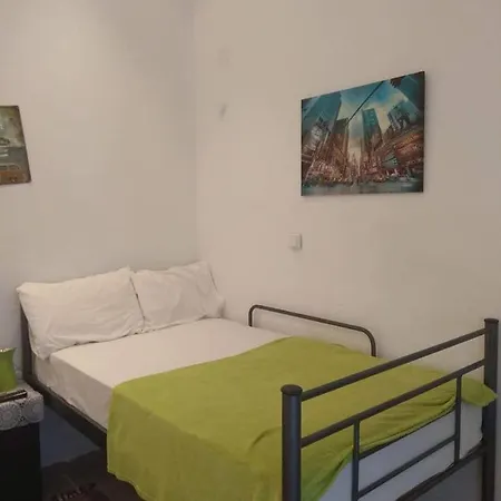 Petro's 2 Apartman *